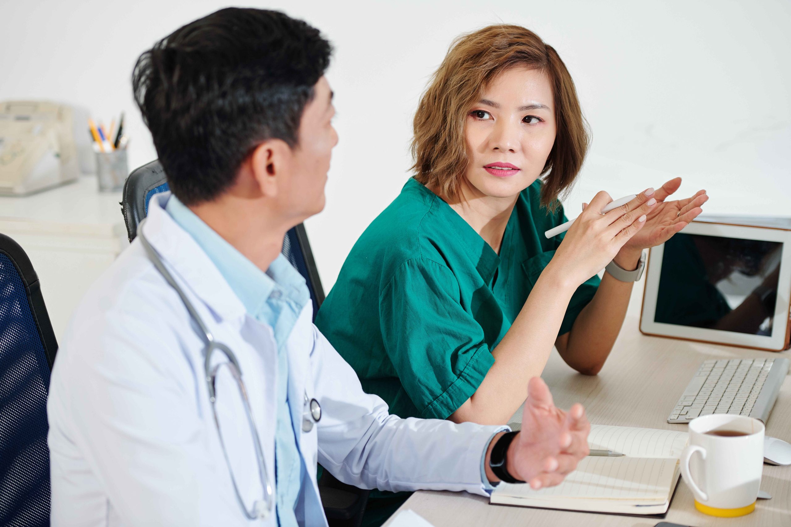 patient getting a second opinion from a doctor